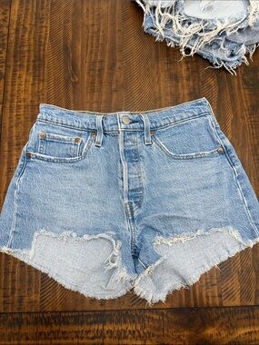 Women’s levi jean shorts